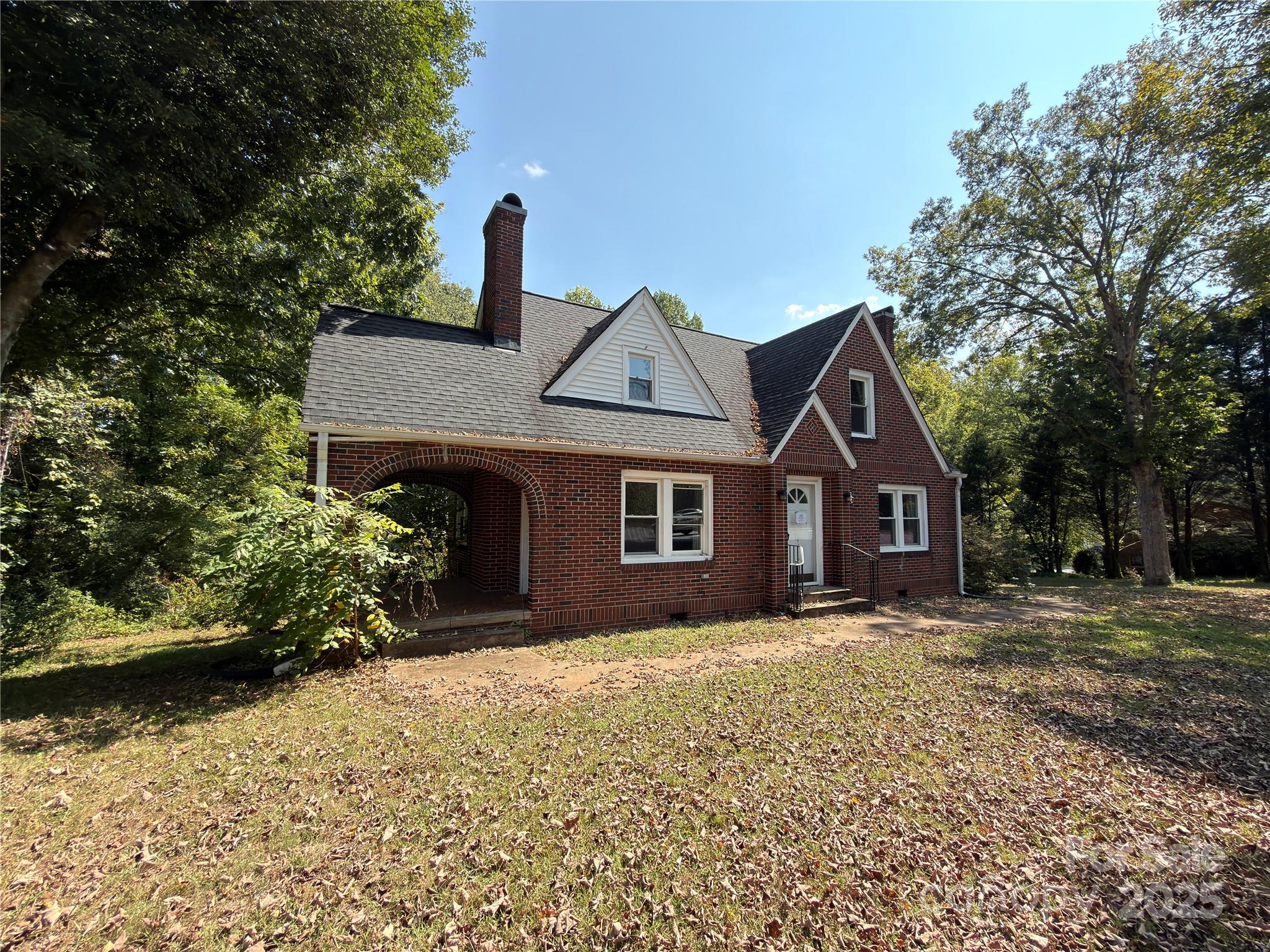 4216 N Center Street