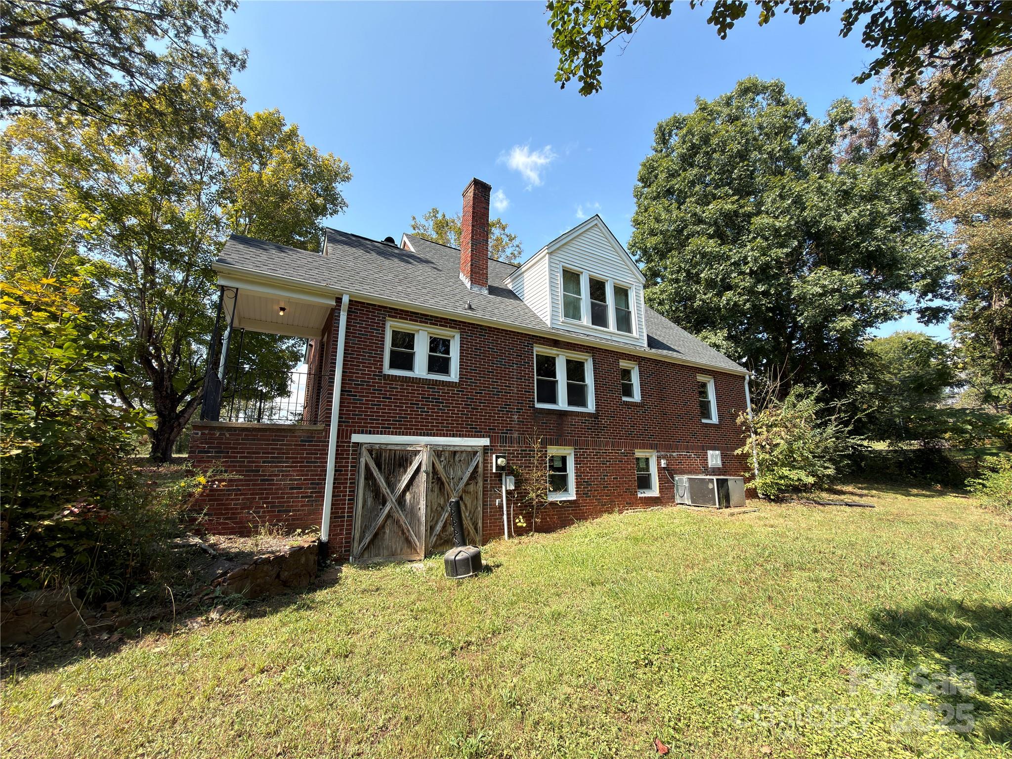 4216 N Center Street