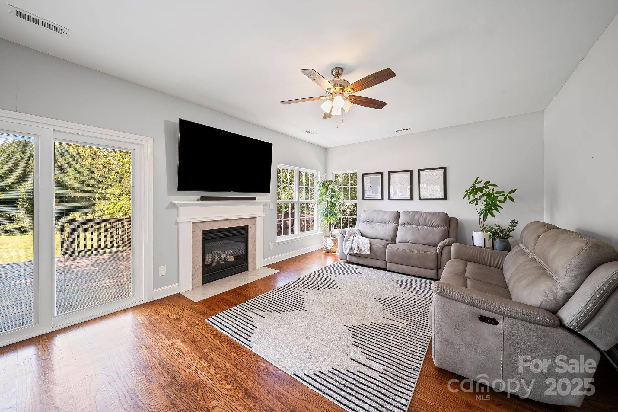 Lynnwood Farms - Residential