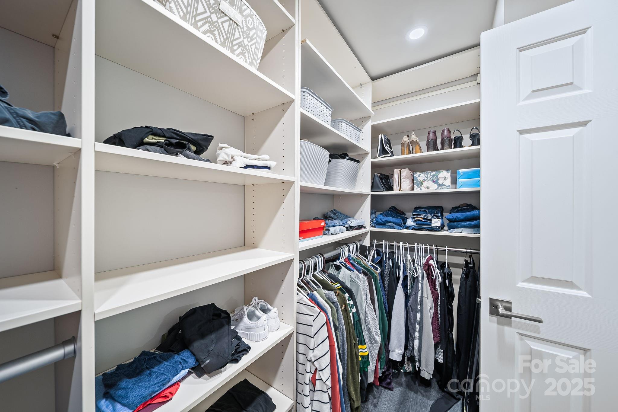 Lynnwood Farms - Residential