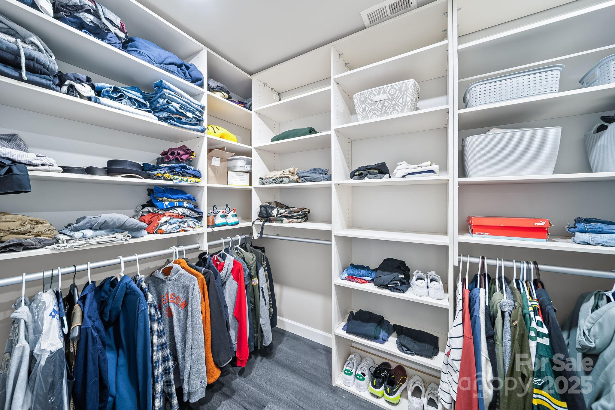 Lynnwood Farms - Residential