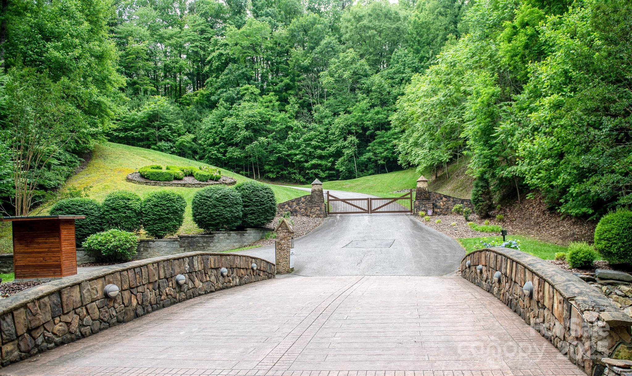 Chestnut Mountain Farms - Land