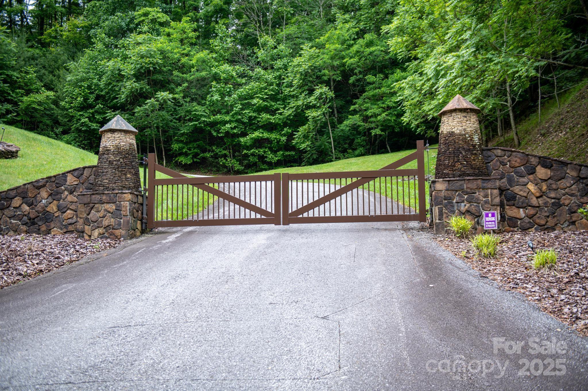 Chestnut Mountain Farms - Land