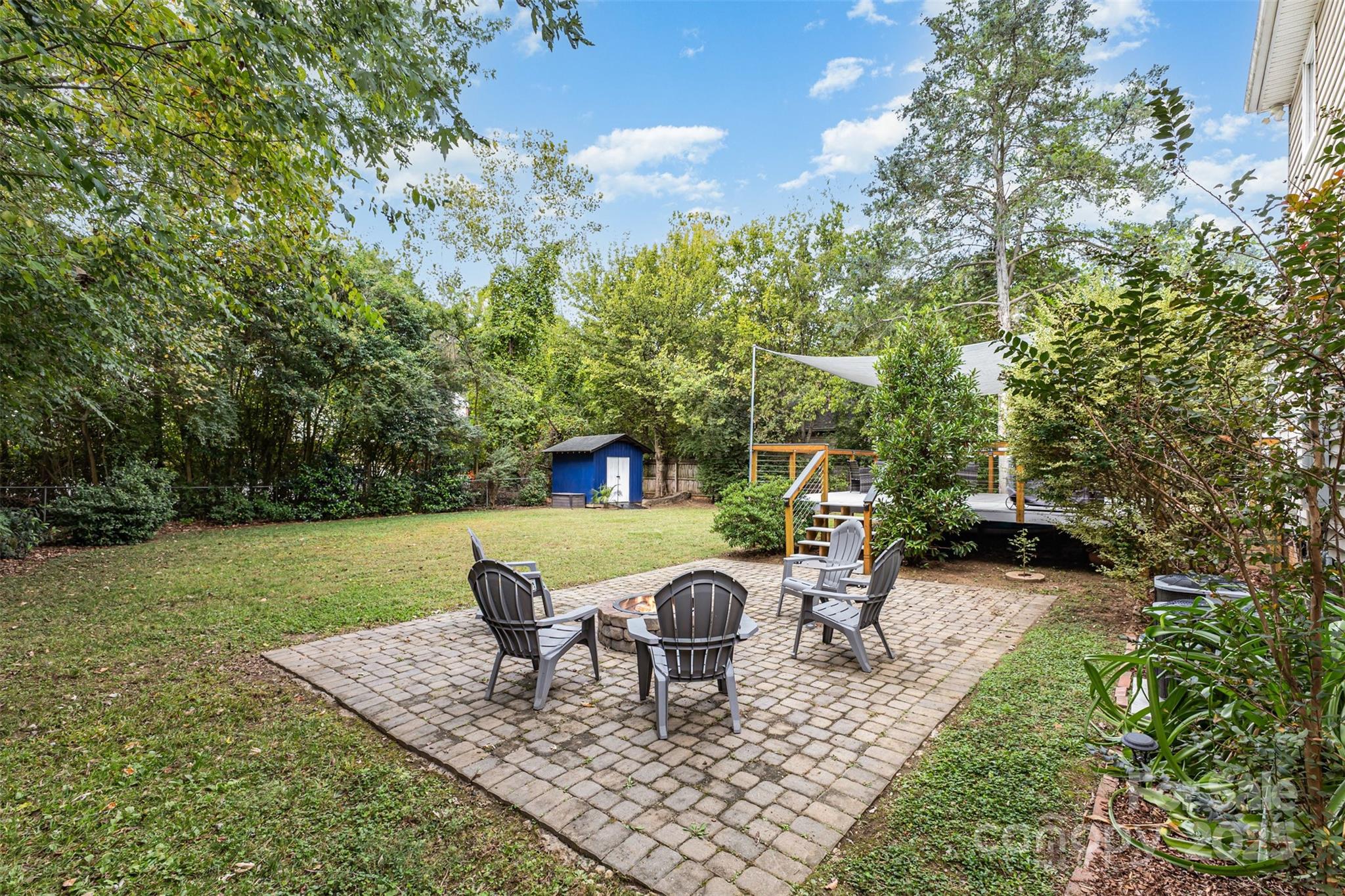 8901 Nightingale Lane