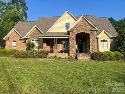 Photo of 5441 Grayson Ridge Court, Gastonia, NC 28056 (MLS # 4374445)