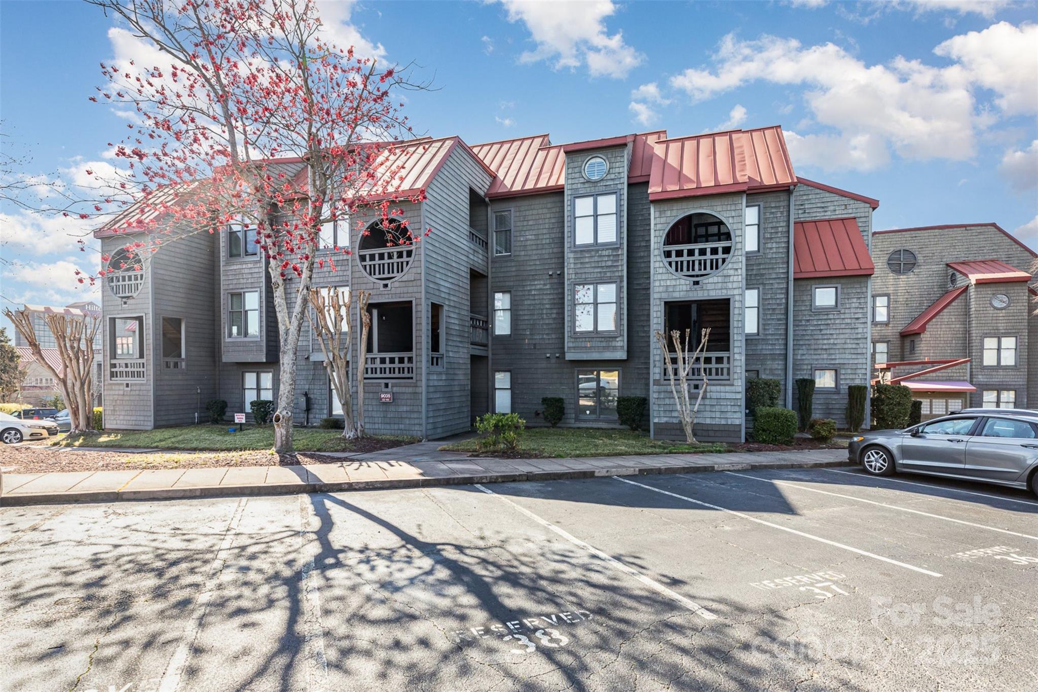 Lakeshore Village - Residential