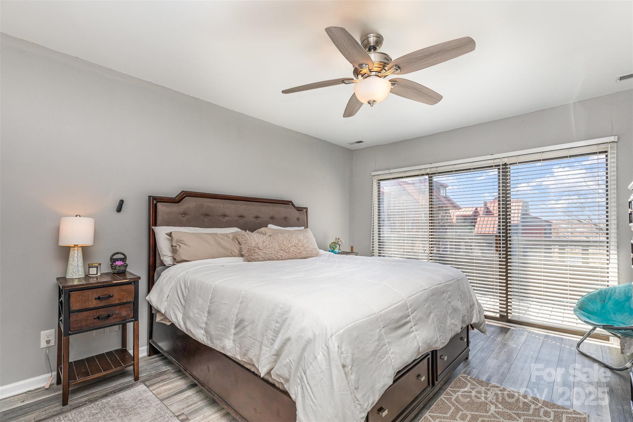 Lakeshore Village - Residential