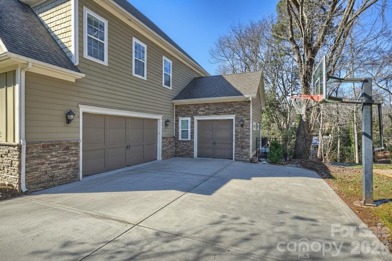 Kingswood - Residential