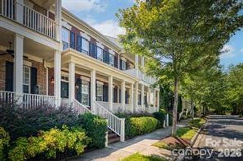 439 Ohenry Avenue Davidson NC 28036