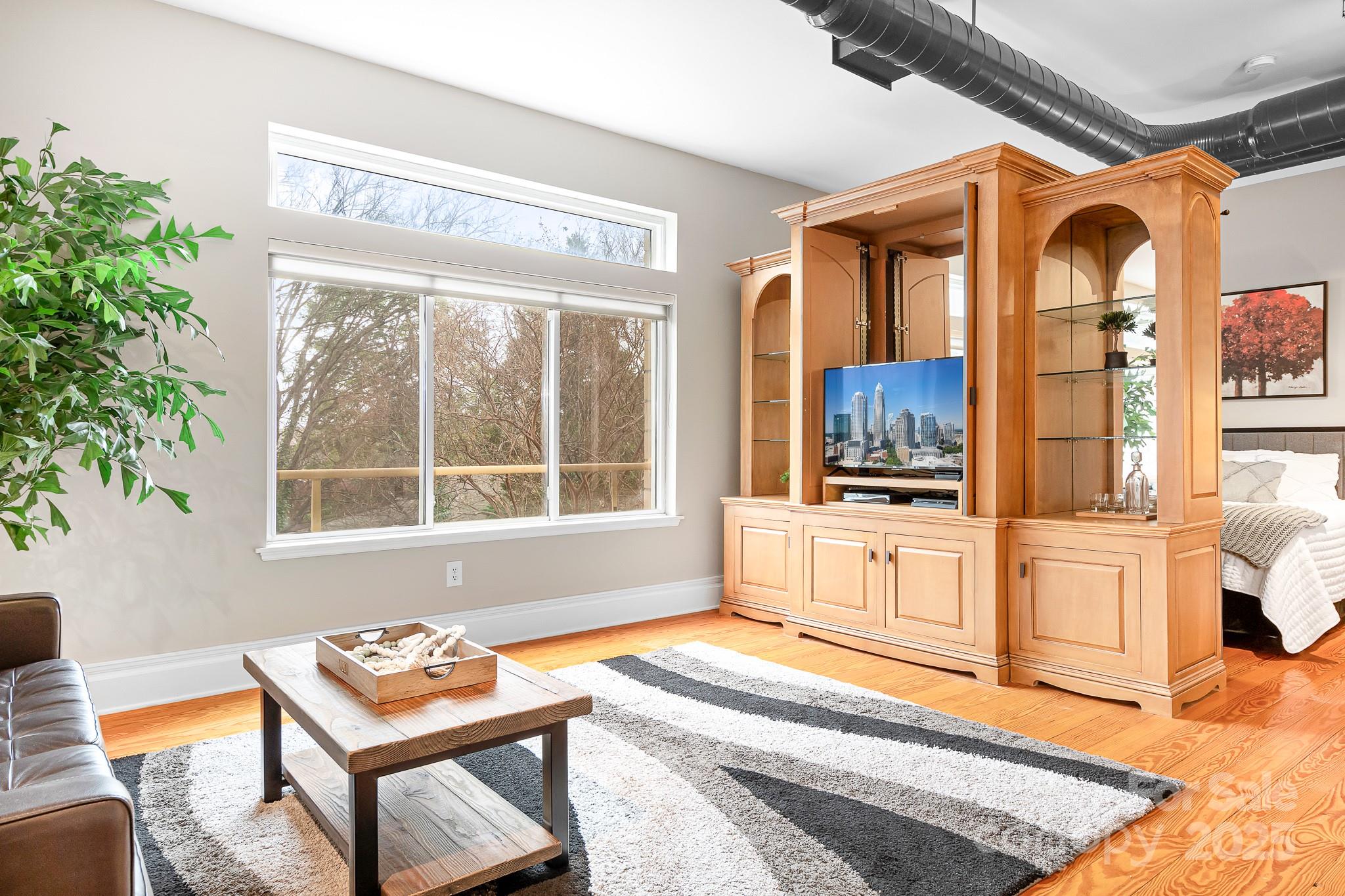 Elizabeth Lofts - Residential