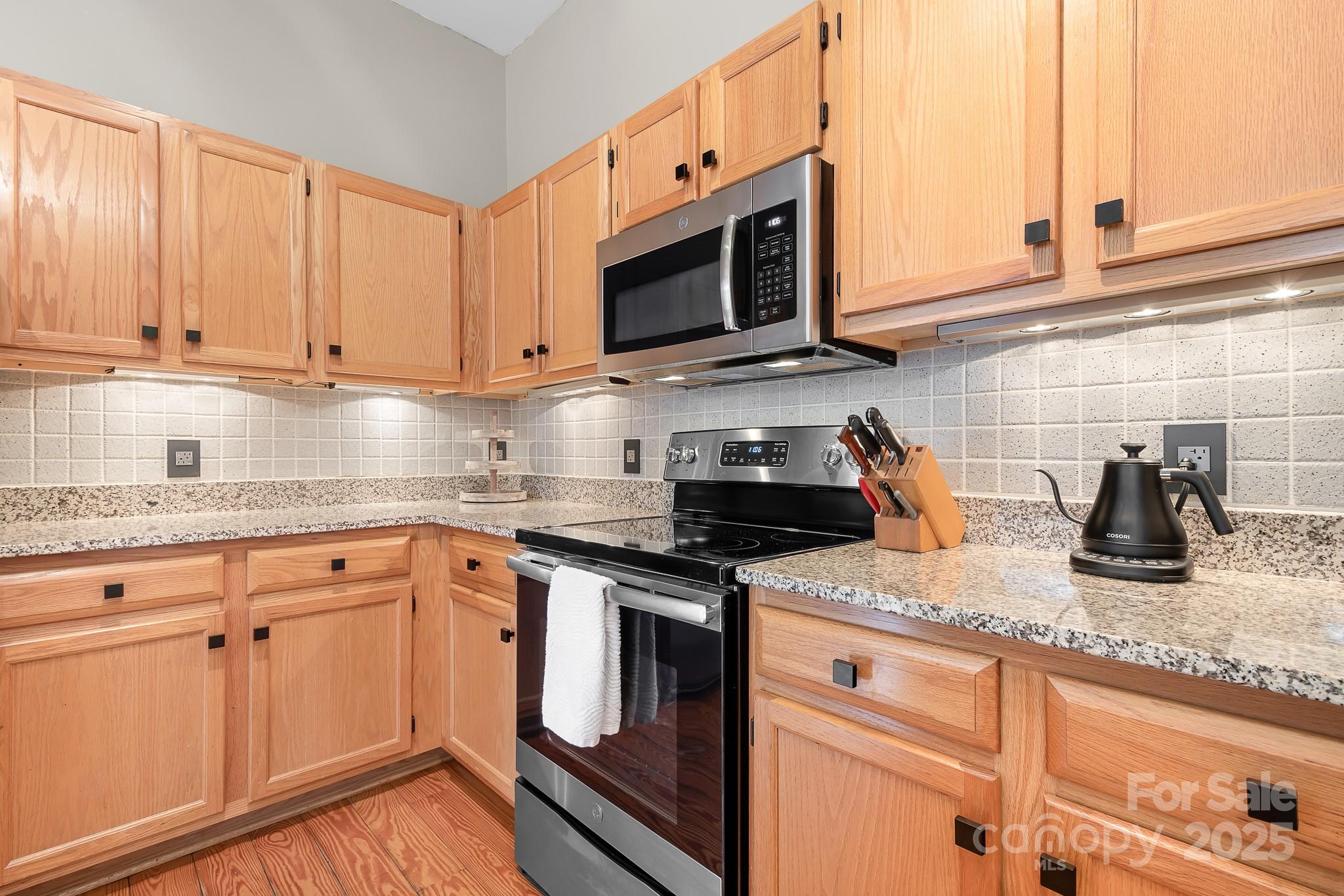 Elizabeth Lofts - Residential
