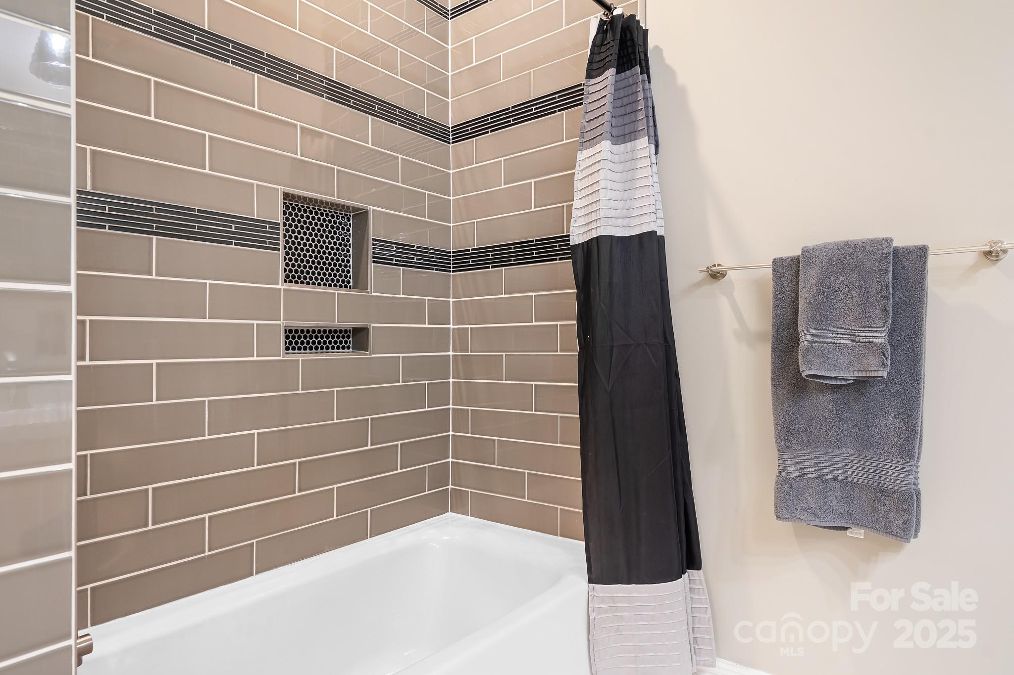 Elizabeth Lofts - Residential
