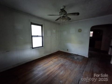 Candler, North Carolina 28715, United States, 3 Bedrooms Bedrooms, ,1 BathroomBathrooms,Residential,Active,233652