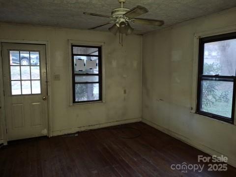 Candler, North Carolina 28715, United States, 3 Bedrooms Bedrooms, ,1 BathroomBathrooms,Residential,Active,233652