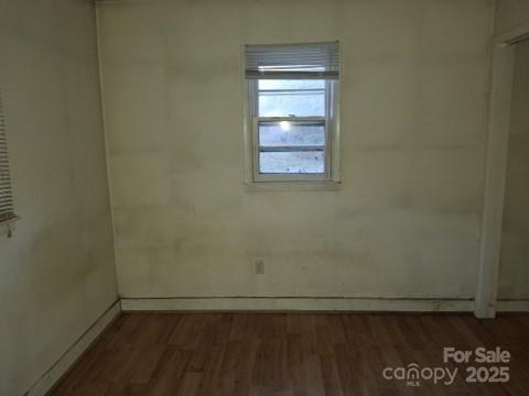 Candler, North Carolina 28715, United States, 3 Bedrooms Bedrooms, ,1 BathroomBathrooms,Residential,Active,233652