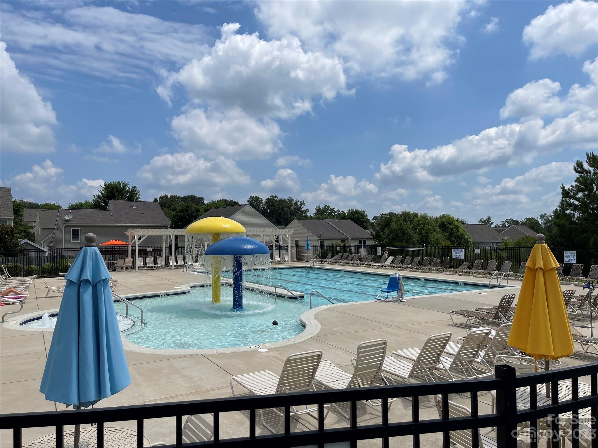 Almond Glen - Residential