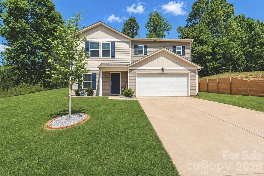 Located in a quiet cul-de-sac neighborhood, this 3-bedroom home offers a practical and straightforward layout. The interior features an open floor plan that connects the living area to a functional, well-maintained kitchen. A dedicated office space provides extra room for work or hobbies. One of the highlights is the large backyard, which offers plenty of space for outdoor activities. A solid choice for anyone looking for a quiet neighborhood and a good-sized lot.