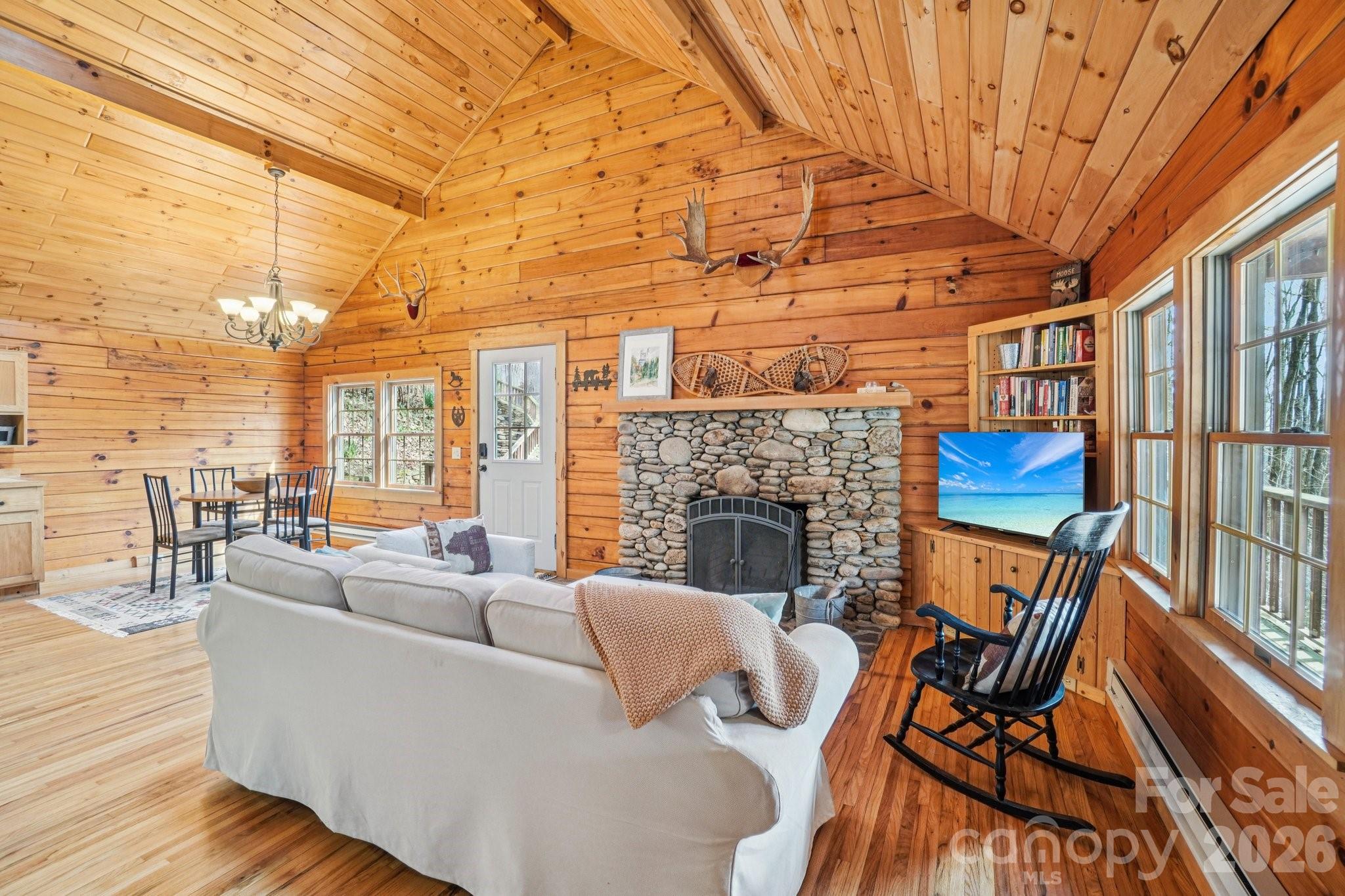 Roaring Creek - Residential