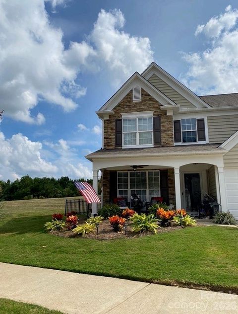 Photo of 18544 Victoria Bay Drive, Cornelius, NC 28031 (MLS # 4363432)