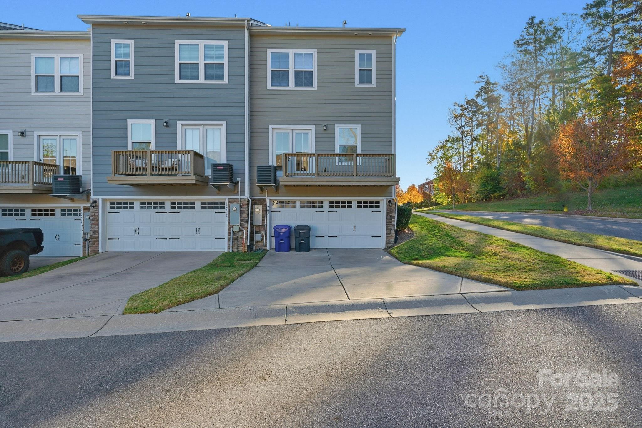 Bryton Townhomes - Residential