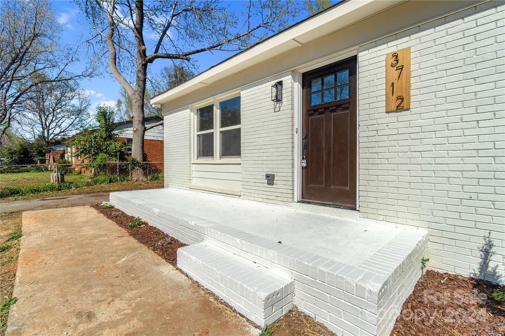 3712 Somerset Drive, Gastonia, NC 28052, MLS 4123633 Allen Tate