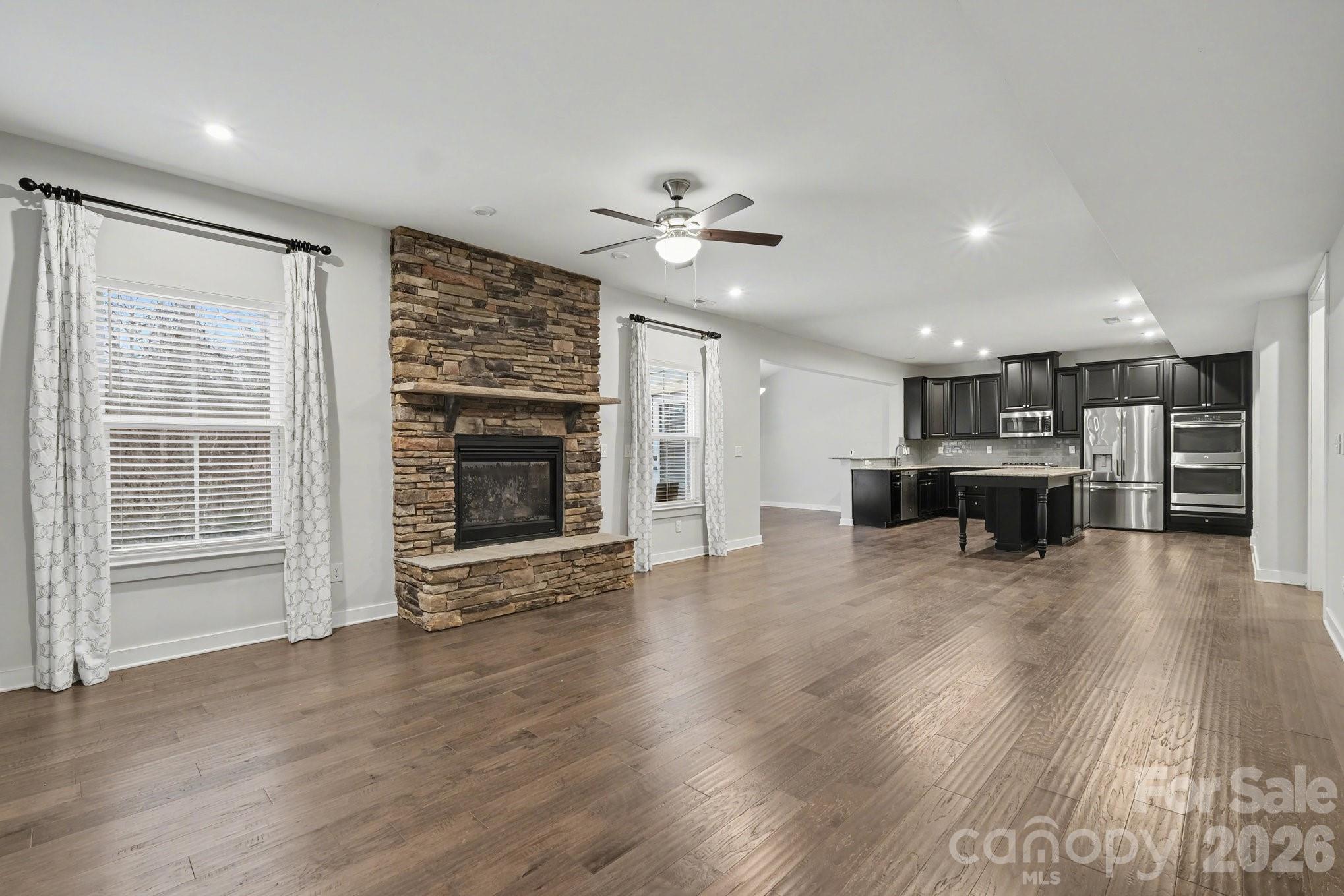 Holcomb Woods - Residential