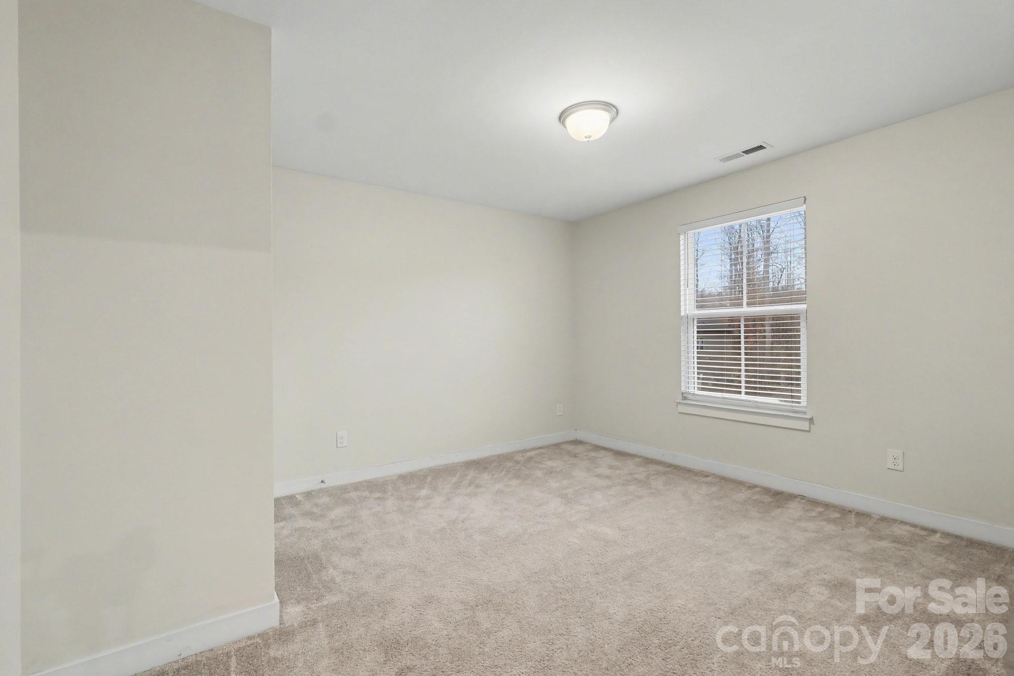 Holcomb Woods - Residential