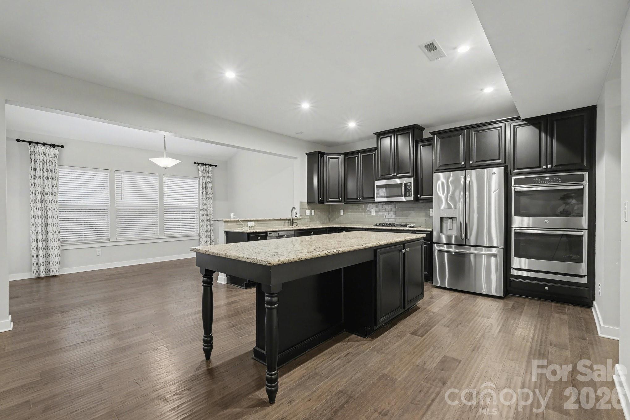 Holcomb Woods - Residential