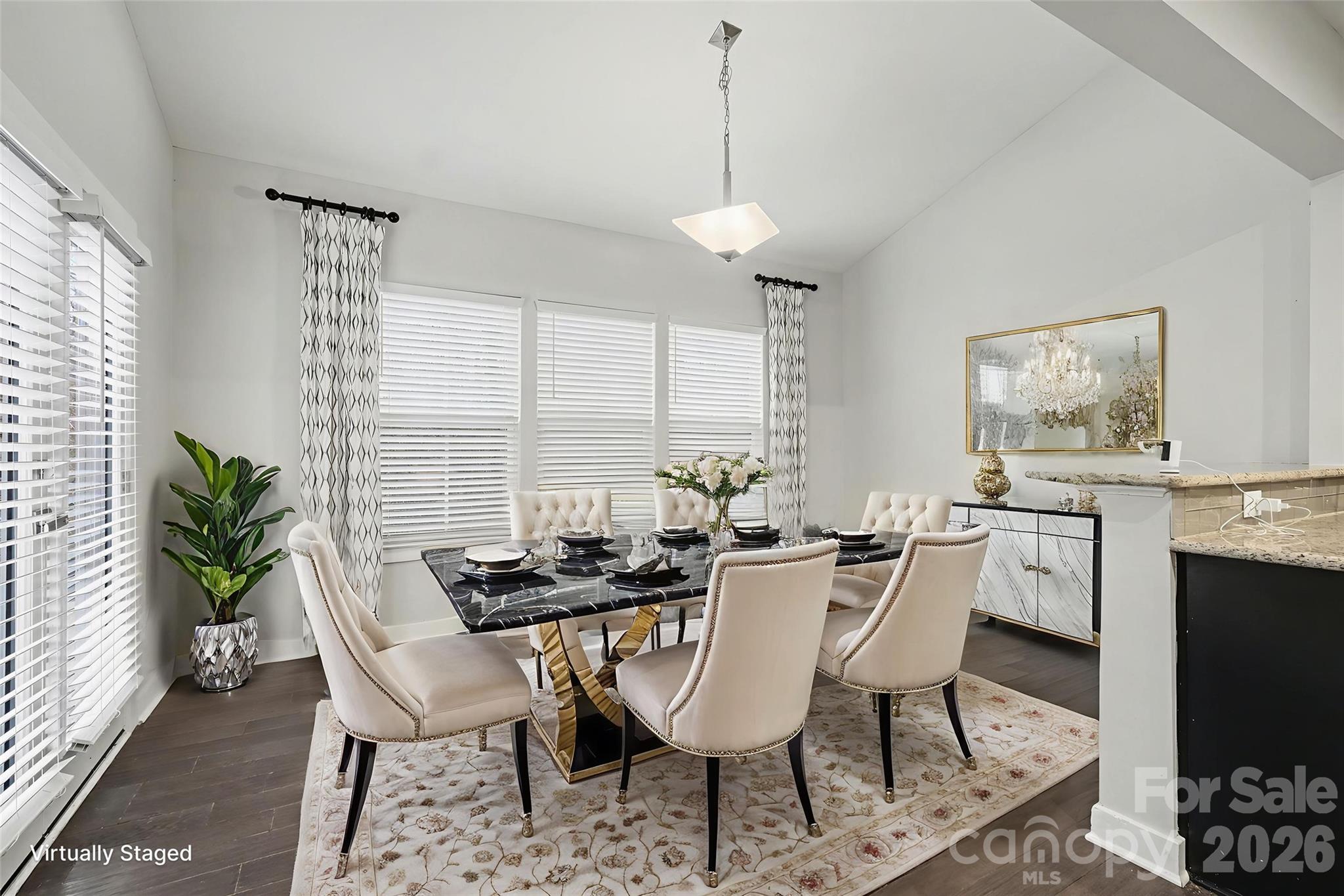 Holcomb Woods - Residential