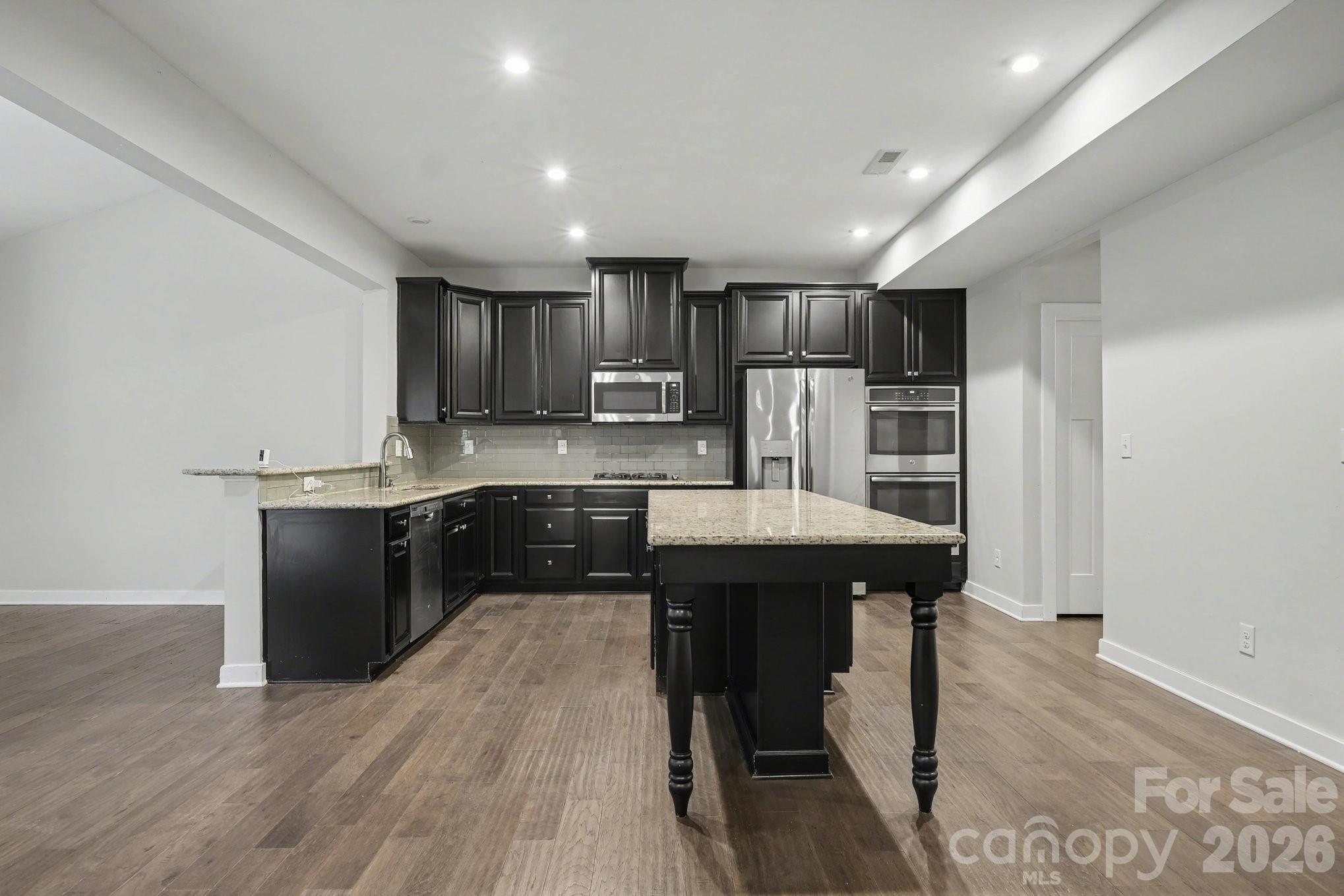 Holcomb Woods - Residential