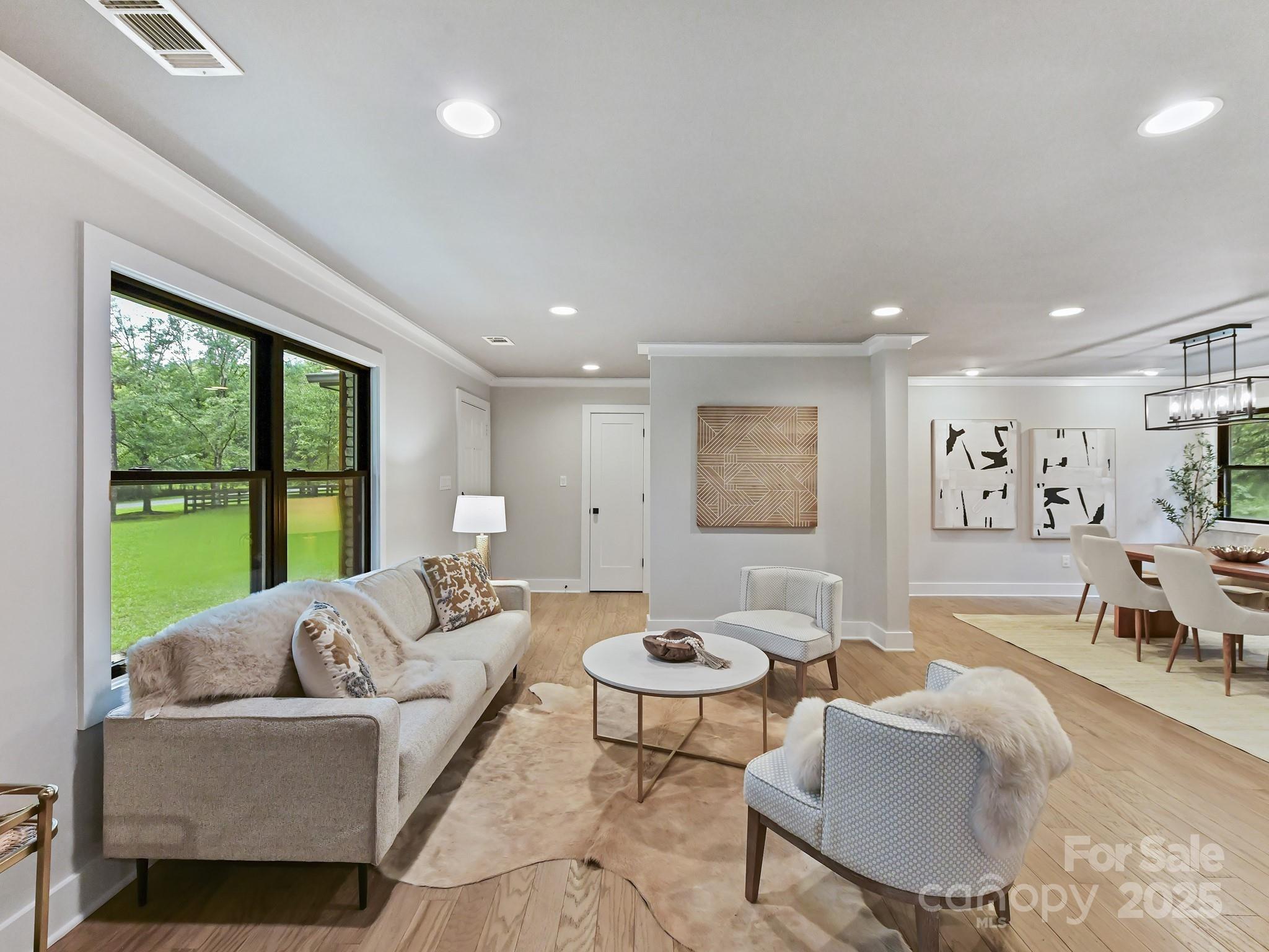 209 Falcon Drive