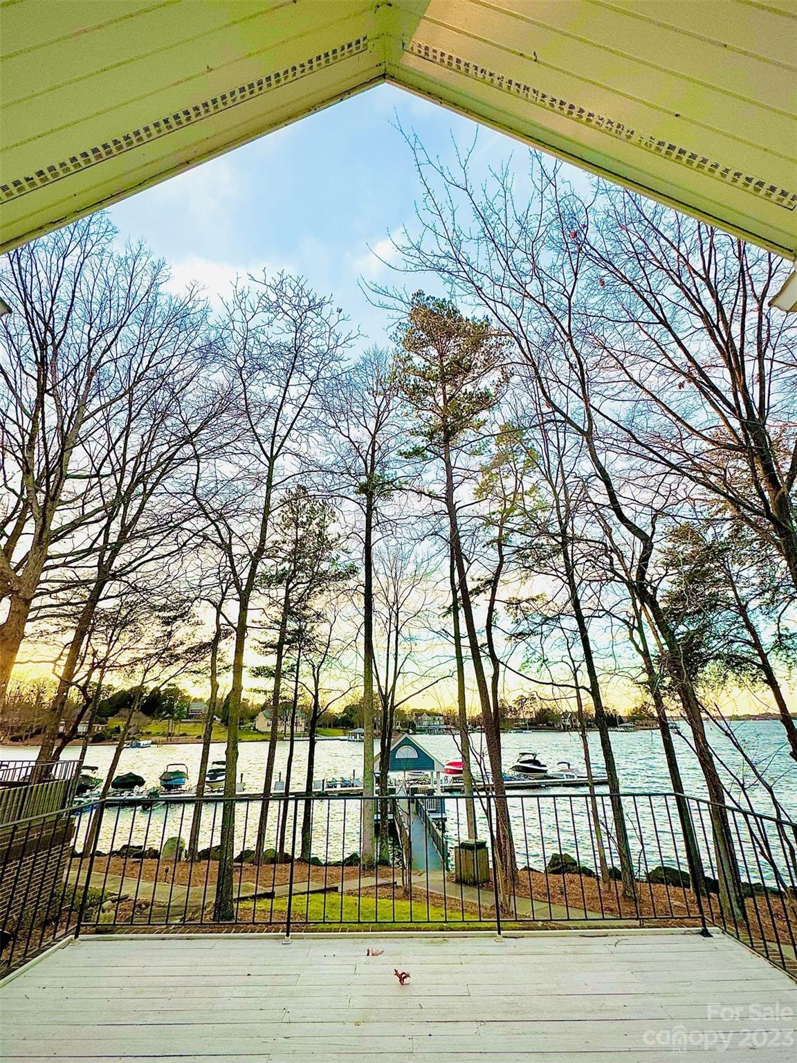 Pointe Regatta - Residential