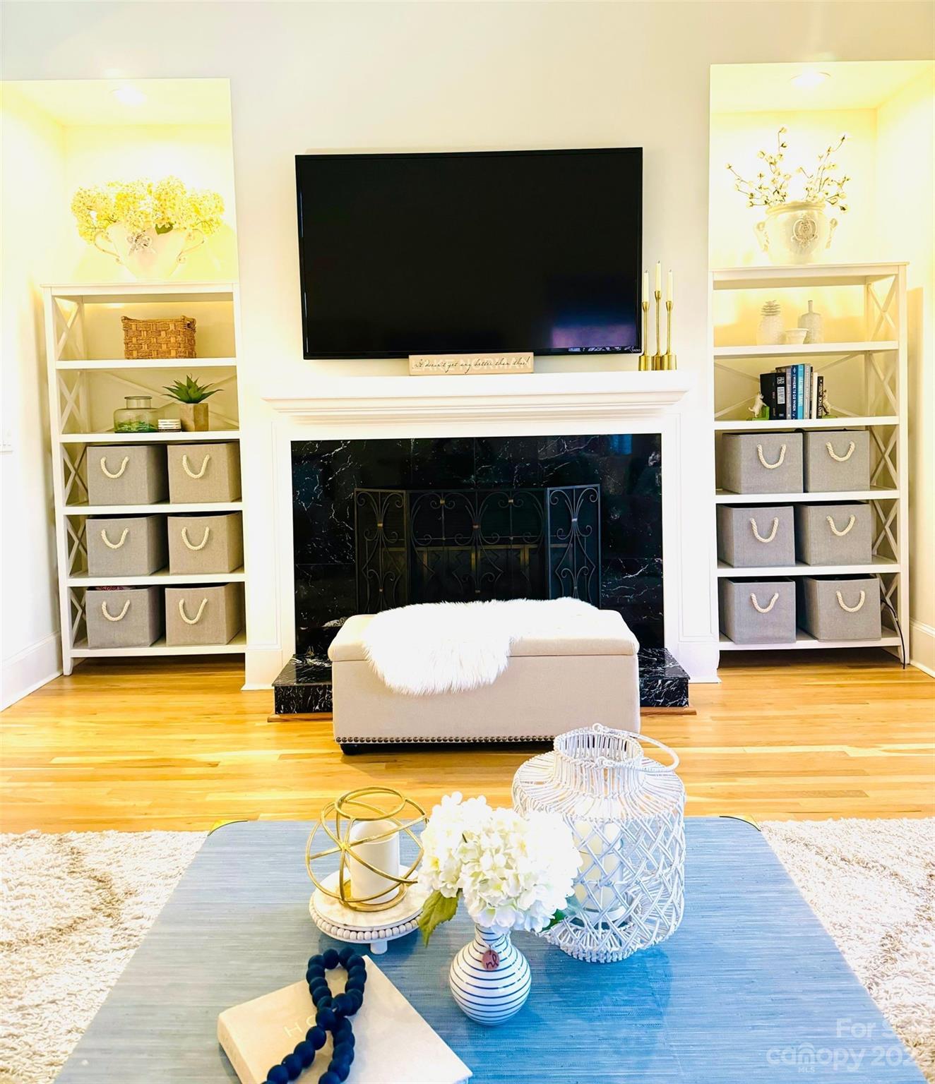 Pointe Regatta - Residential