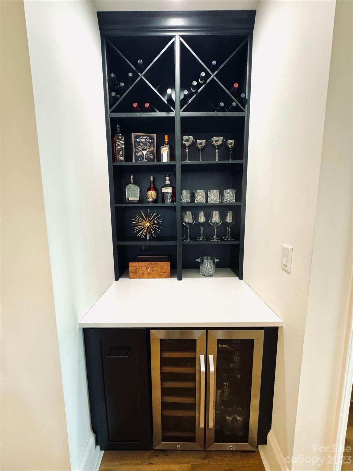 Pointe Regatta - Residential