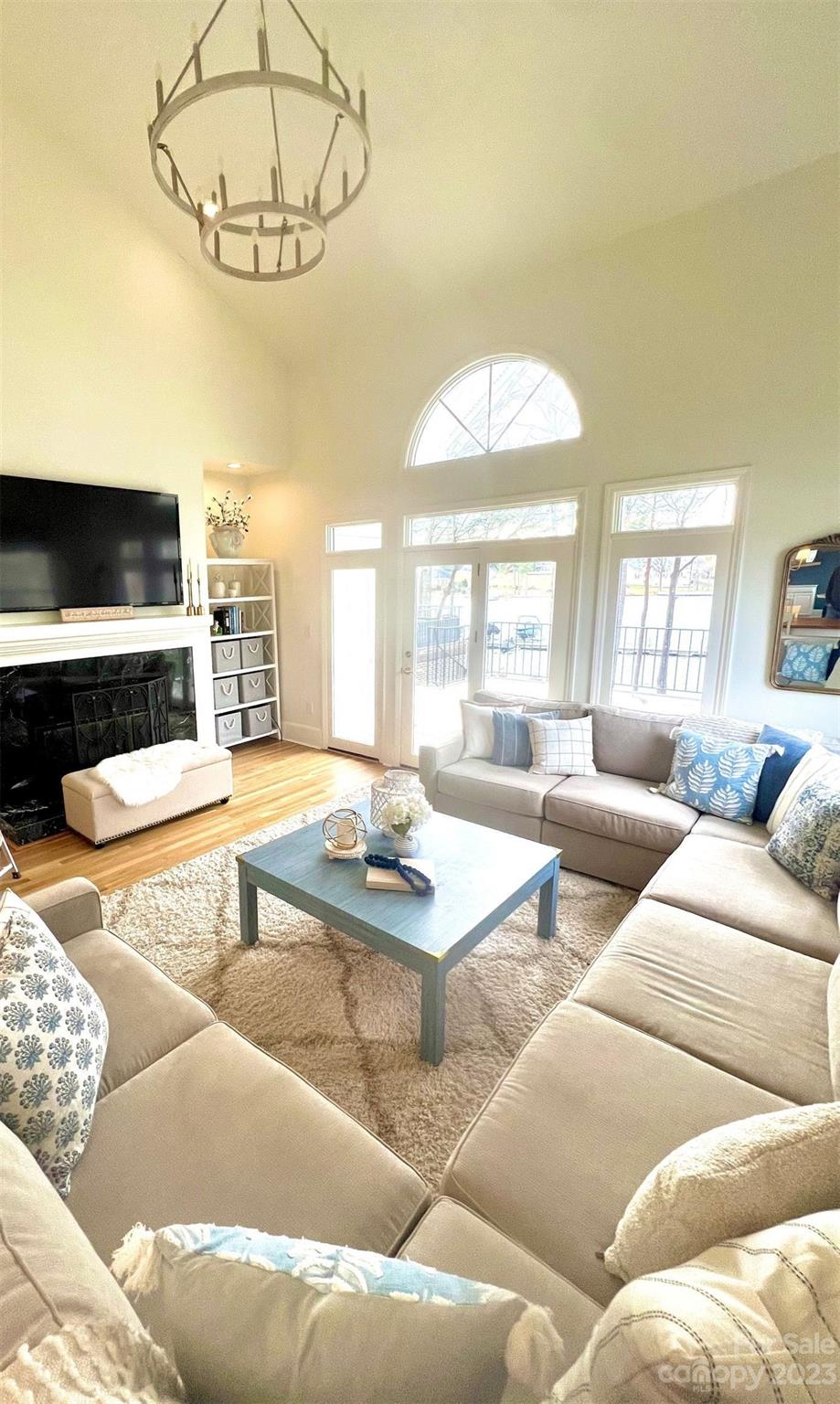 Pointe Regatta - Residential