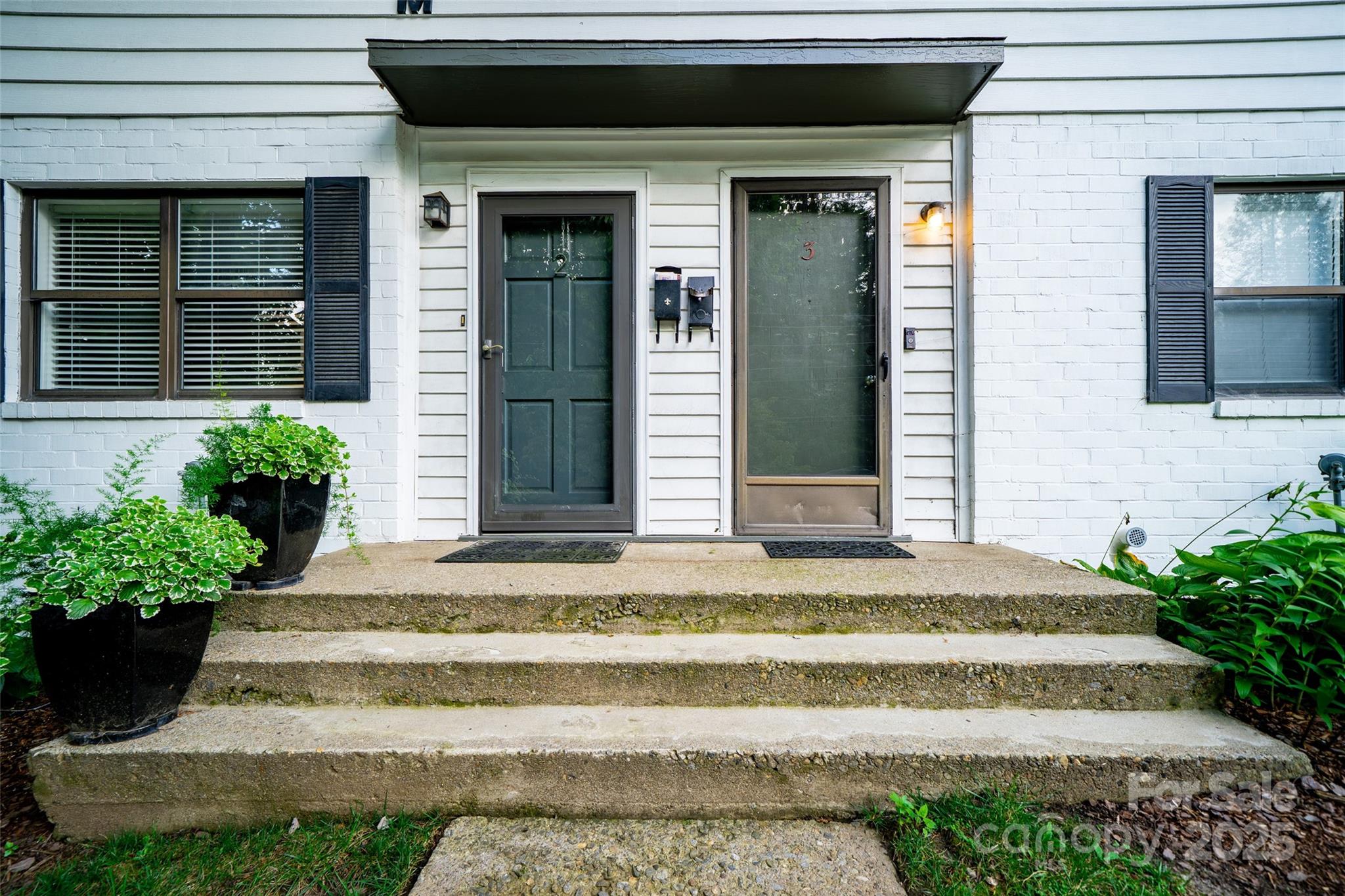 615 Biltmore Avenue M3