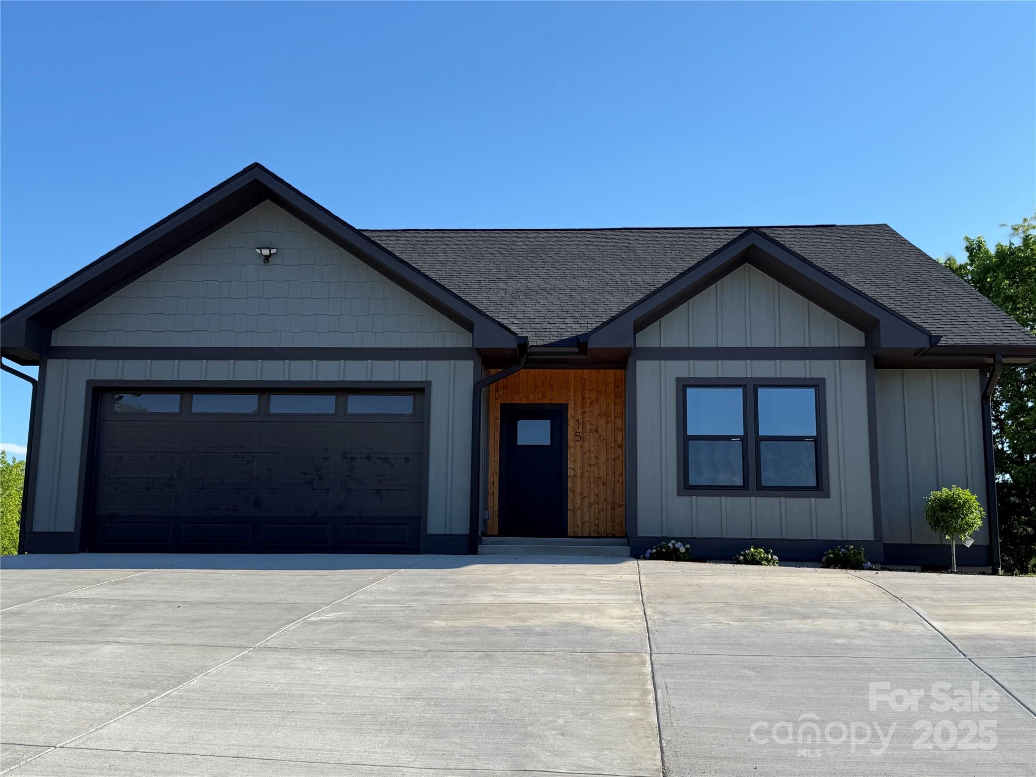 15 Woodchuck Cove