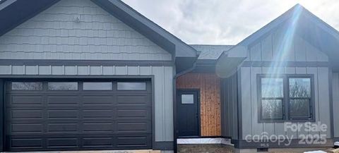 15 Woodchuck Cove Alexander NC 28701