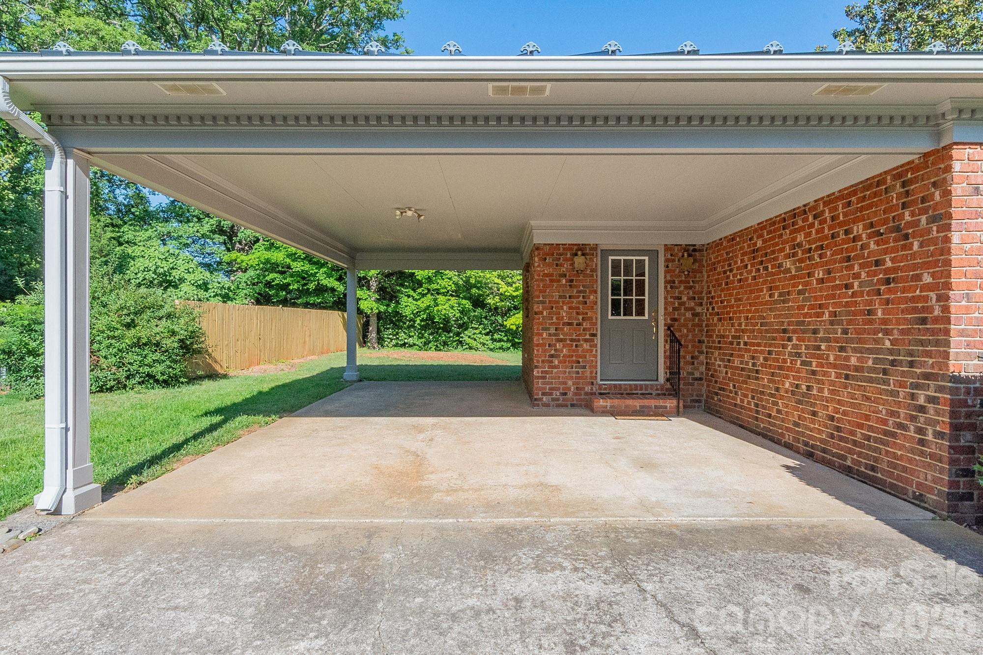 Maple Vista - Residential