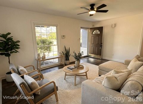 Photo of 1423 Chelveston Drive, Charlotte, NC 28208 (MLS # 4362432)