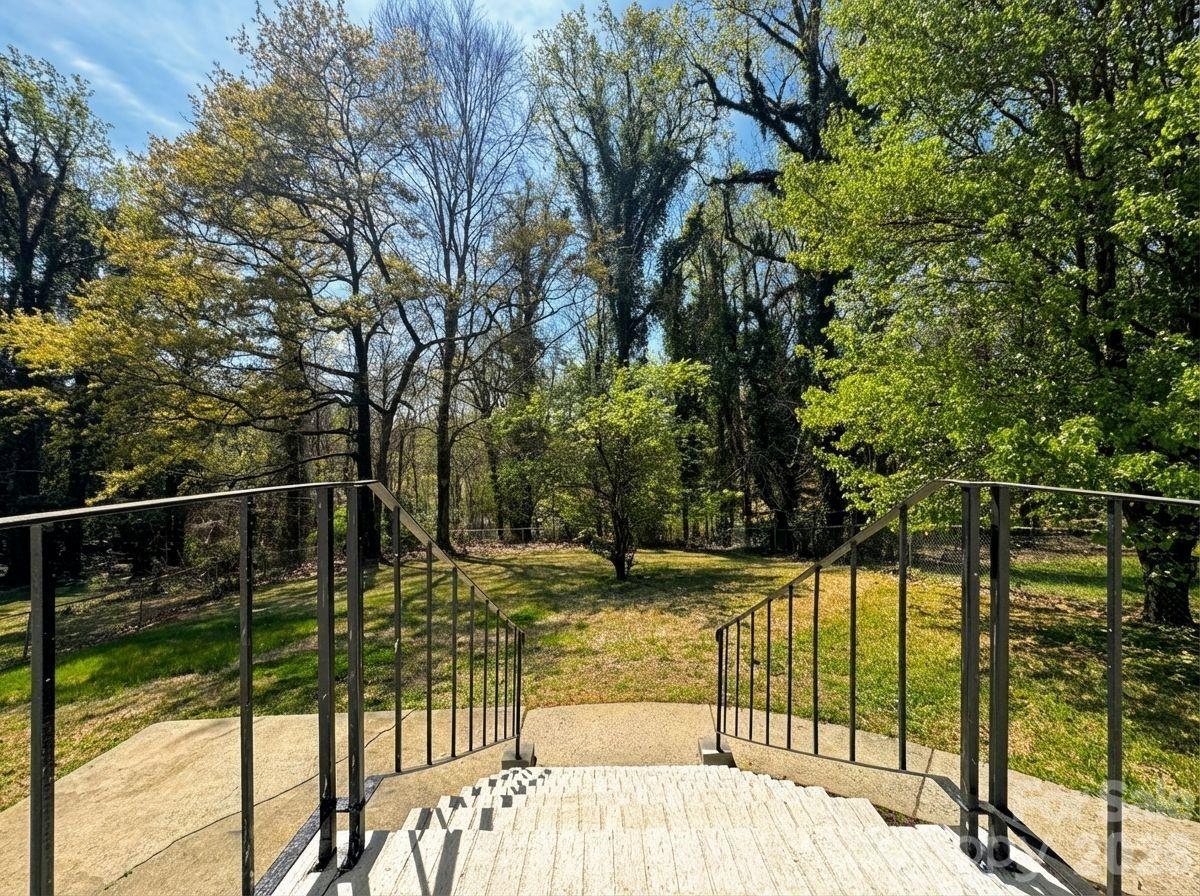 Barringer Woods - Residential