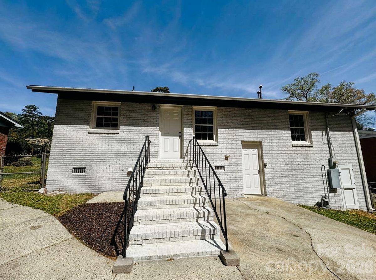 Barringer Woods - Residential