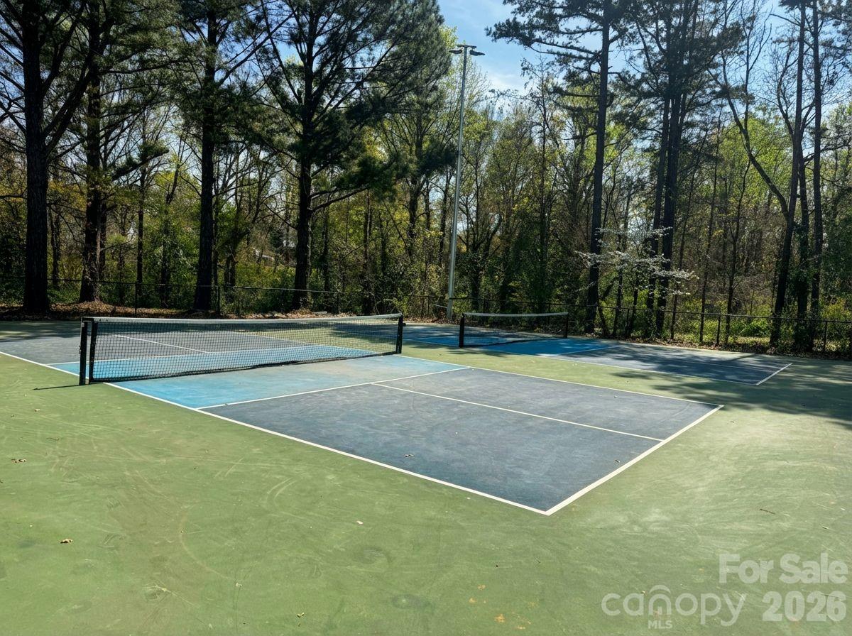 Barringer Woods - Residential