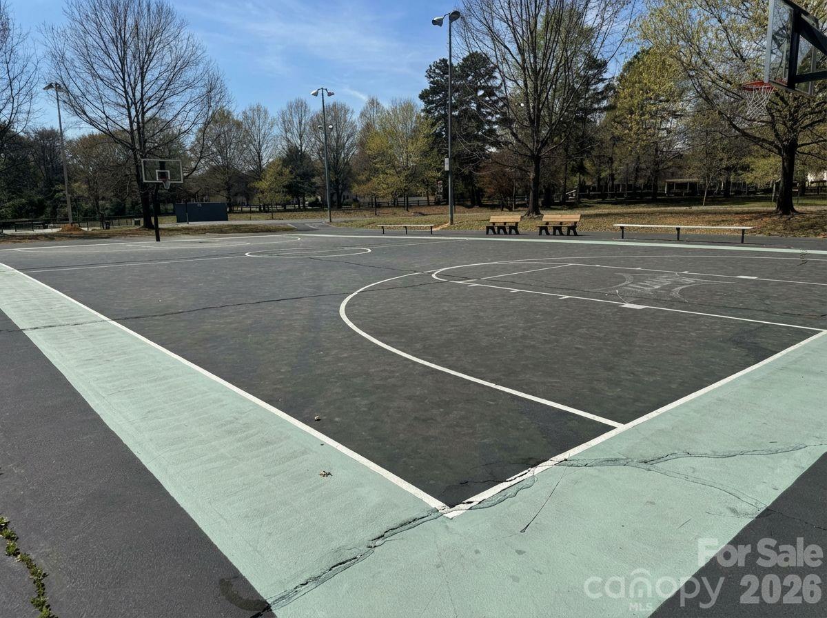 Barringer Woods - Residential