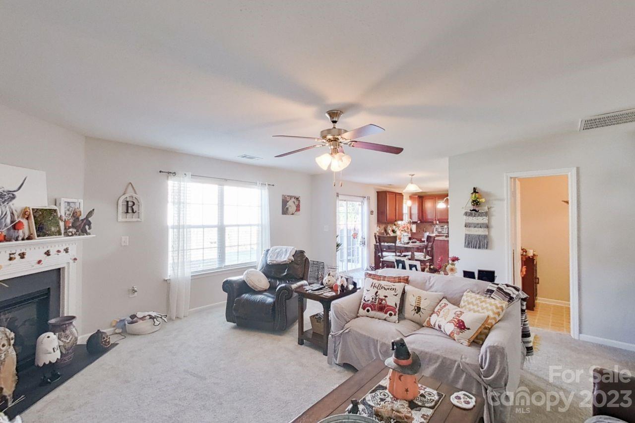 Waterlyn - Residential