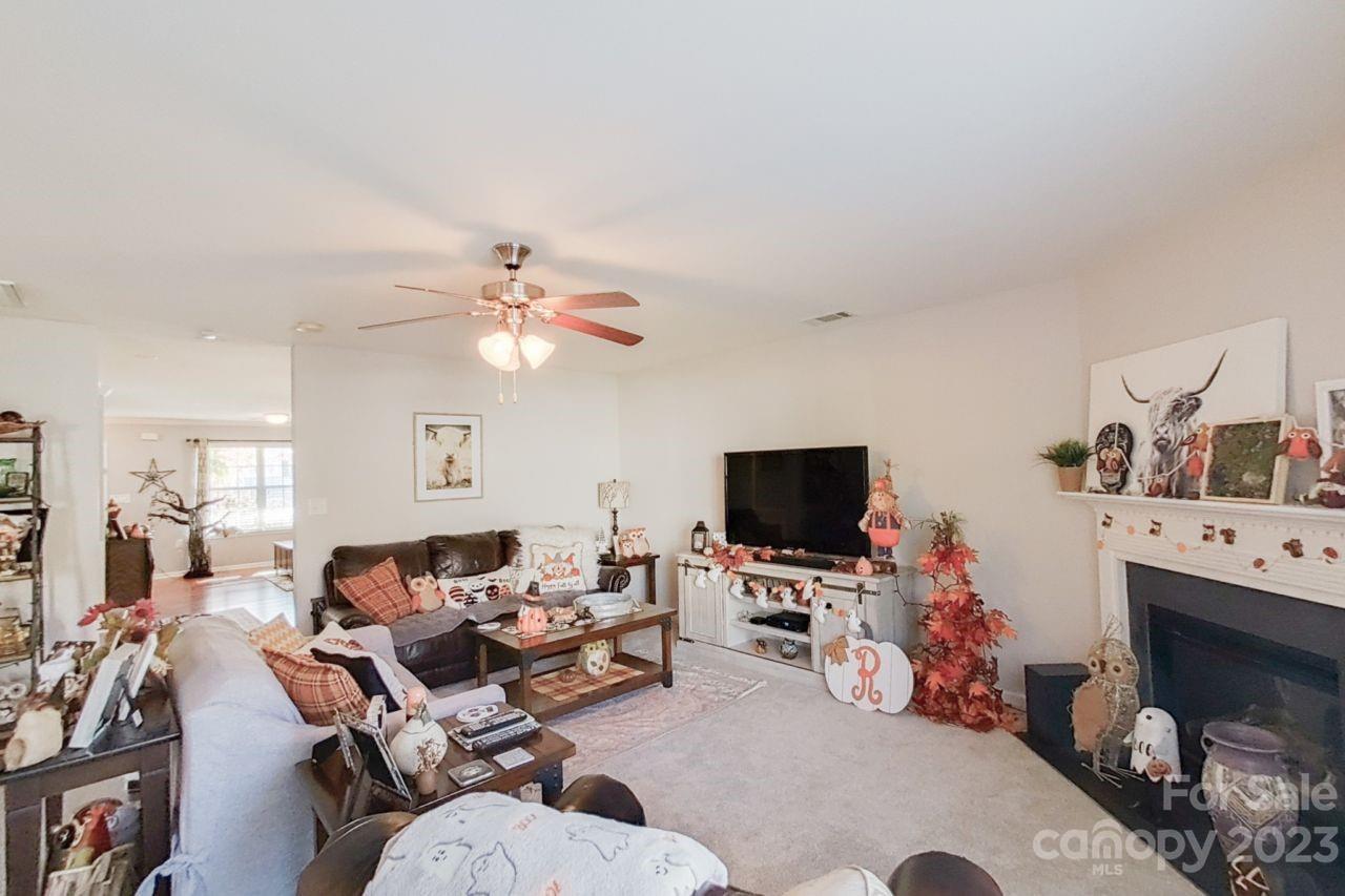 Waterlyn - Residential