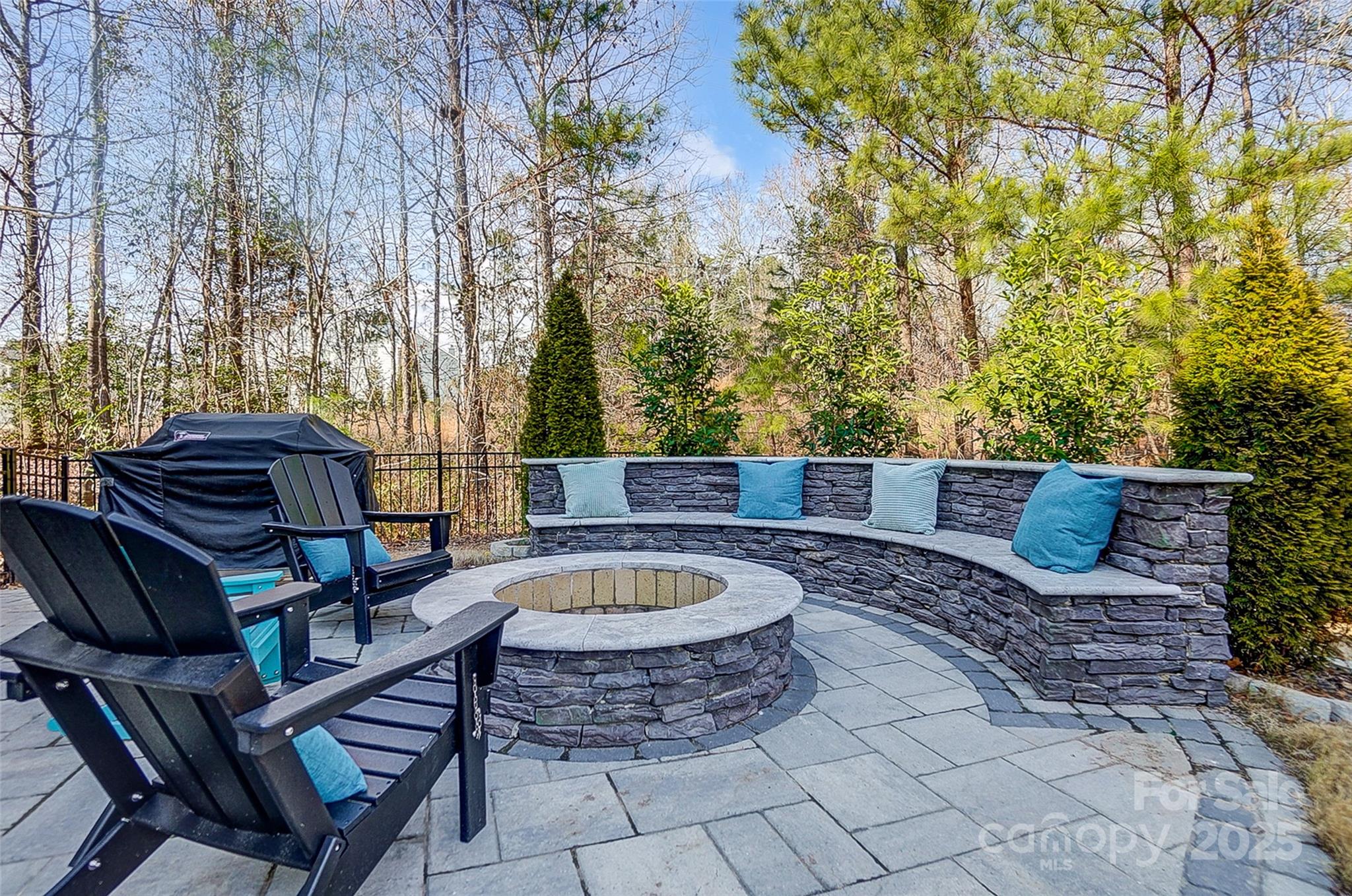 Lake Ridge - Residential