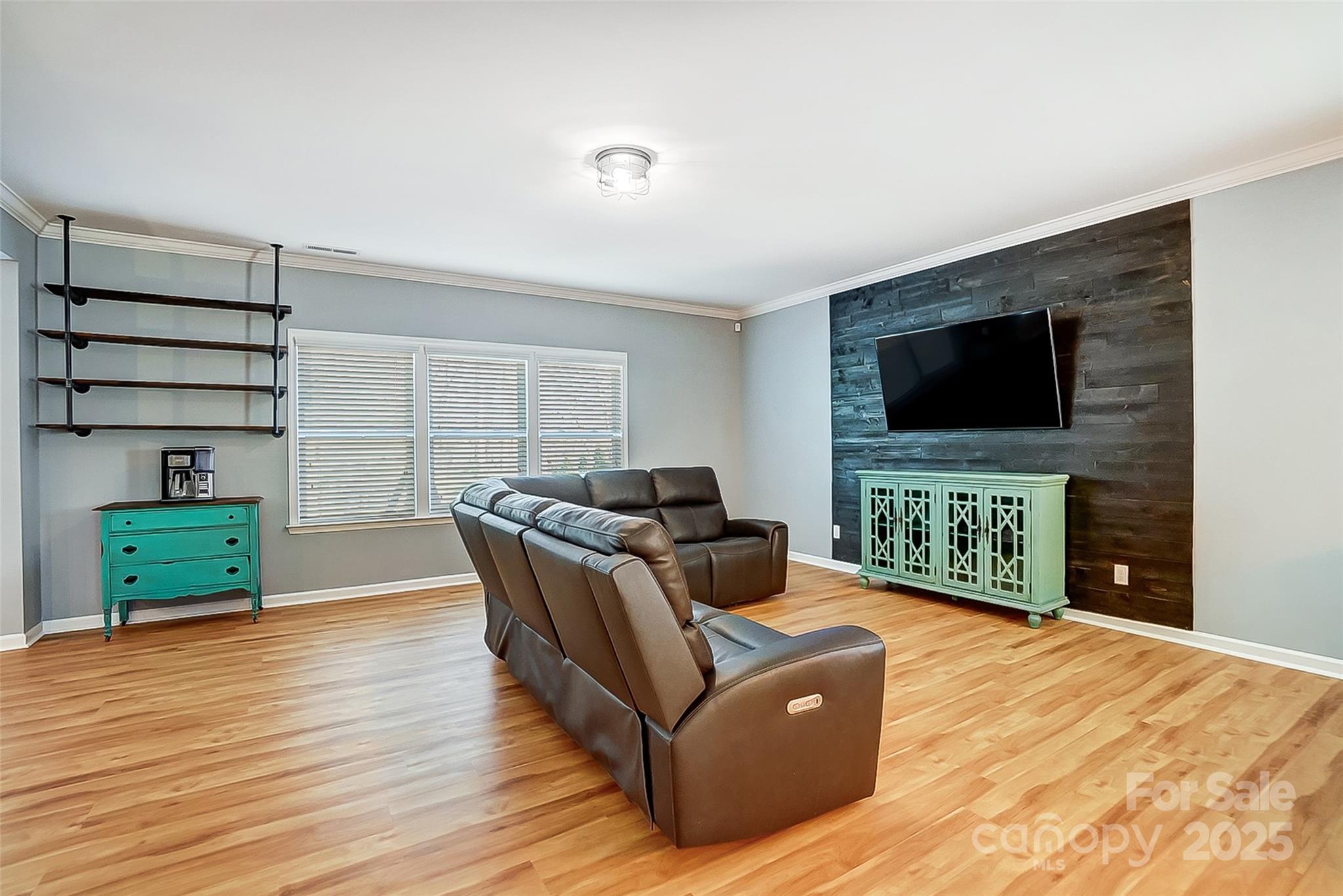 Lake Ridge - Residential