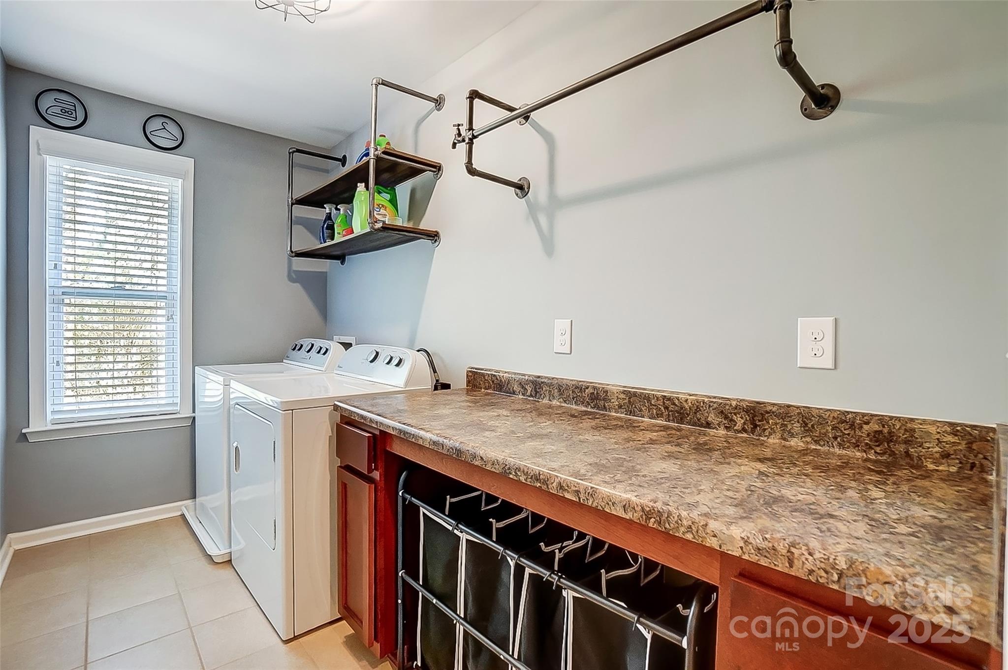 Lake Ridge - Residential