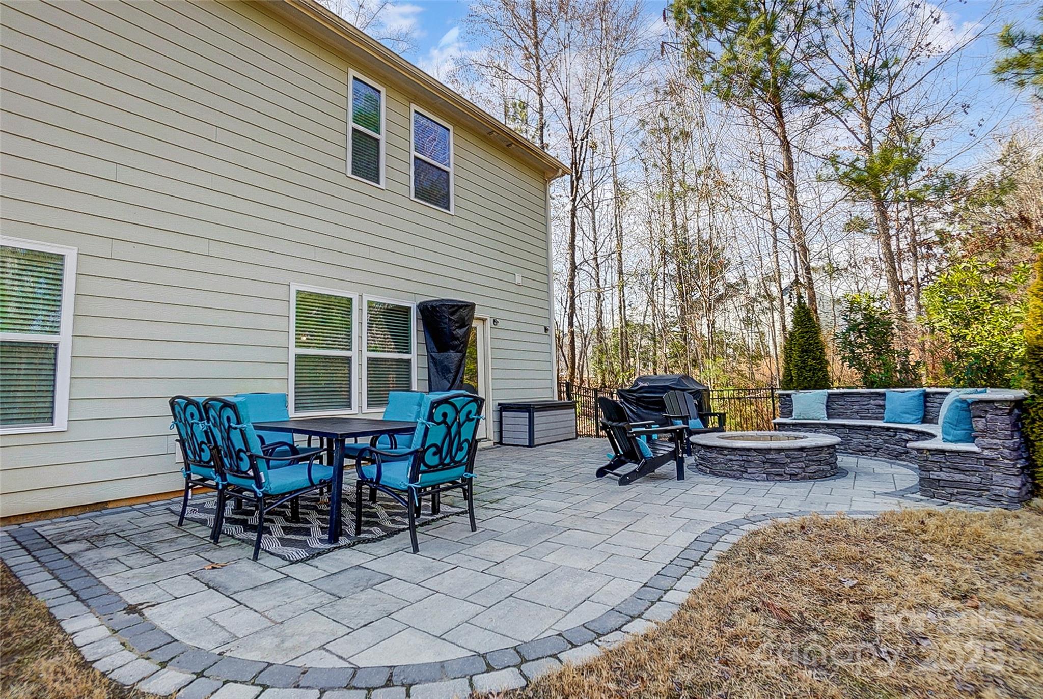 Lake Ridge - Residential